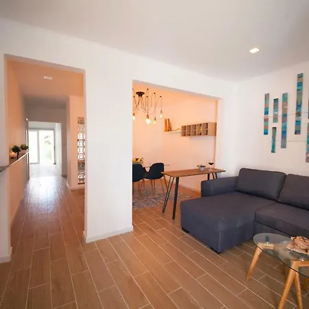 Tamar Apartment *